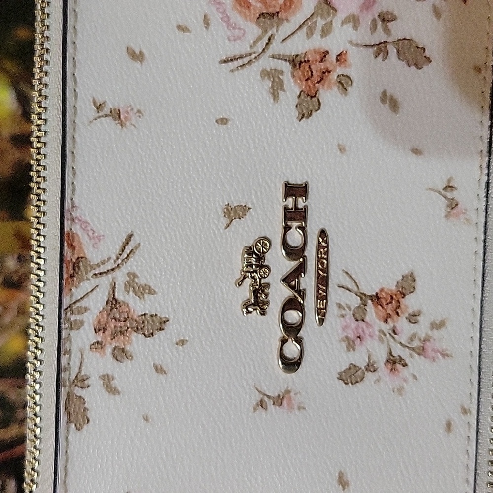 Coach Gallery Tote W/Rose Bouquet Print, Coated Canvas, Leather Detail - Picture 7 of 16